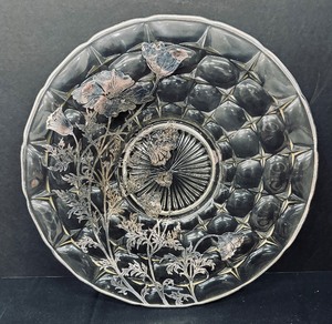 lot 237 image: Grand Grouping of Vintage Crystal and Clear Glass