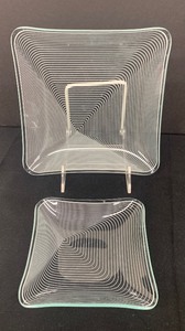 lot 125 image: Vintage German Lausitzer Glass Kristall Bent Squares and Triangle Dishes Mid Century