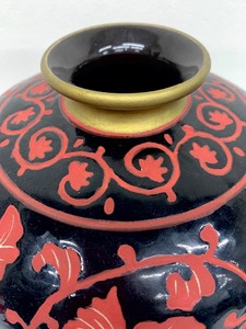lot 194 image: Vintage Hand Enameled Black on Mauve Floral Porcelain Round Decorarive Vase