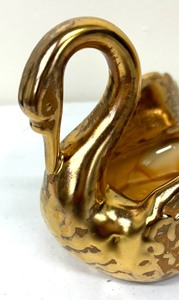 lot 304 image: Stangl Granada Gold Swan Planter