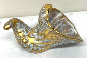 lot 331 image: Vintage Stangl Pottery Antique Gold Cornucopia Planter