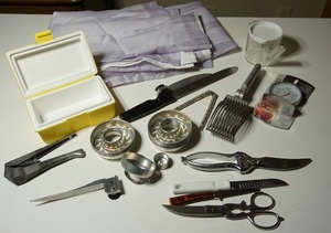 lot 206 image: Small Housewares...Kitchen Utensils, Snack Cooler Etc