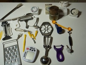 lot 207 image: Small Housewares...Kitchen Utensils, Timers Etc.