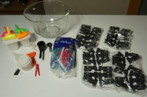 lot 215 image: Small Houseware...Kitchen Goods Etc.