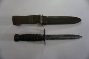 lot 16 image: Memorabilia Collectible Military Fixed Knife USM4 Imperial Bayonet