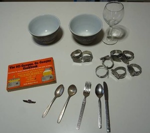 lot 86 image: Vintage Tableware Including Armadillo Napkin Rings and More