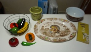 lot 91 image: Vintage Murano Art Glass Hand Blown Fruit Vegetables Etc.