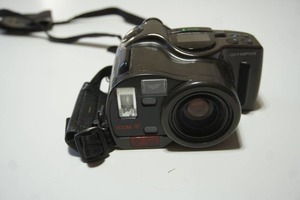 lot 119 image: Olympus Infinity Super Zoom 330 Zoom AF 38-105 mm Camera
