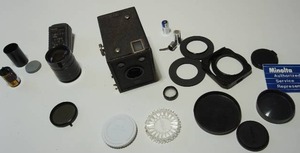 lot 123 image: Antique Vintage AgfaAnsco B-2 Cadet Box Camera - c. 1935-41. and other Camera Accessories