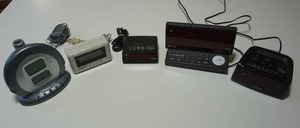 lot 128 image: Vintage Alarm Clocks Homedics SS-5000 White Noise Projection Alarm Clock Radio, Advance Digital, Acurite
