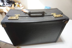 lot 138 image: Heritage Airline Pilots Case Hard-Side
