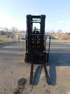 Cat 2EC25 Electric Forklift