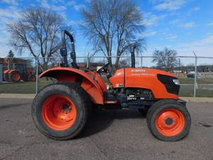 2015 Kubota M6060D Tractor
