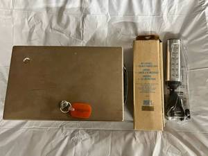 Lock Box with Key & 2x LED Multipurpose Light