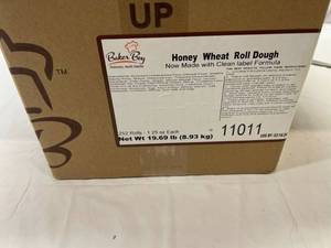C. 252x 1.25oz Rolls Baker Boy Honey Wheat Roll Dough