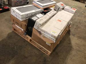 Pallet of Mixed Assorted Flooring Various Models and Conditions  Customer Returns See Pictures