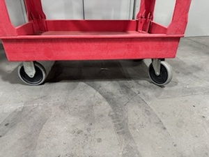 lot 28 image: Uline Utility Cart