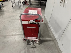 lot 53 image: Uline Lift Table with Wheels. Model H 1485 330lb Capacity