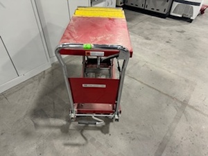 lot 108 image: Uline Lift Table (Red). Model H-1487.