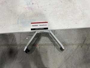 lot 141 image: Adjustable Height Rolling Task Table