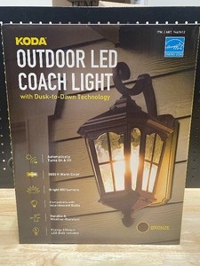 Outdoor LED Coach Light