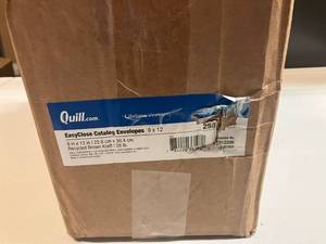 lot 139 image: 9 x 12 Easy Close Envelopes