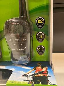 lot 4 image: Midland Two-Way Radios
