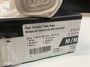 lot 115 image: 33 Gallon Can Liners