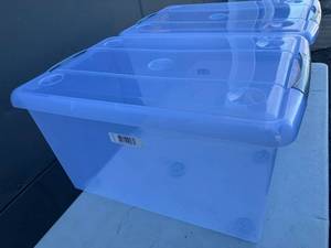 lot 9 image: Store and Slide Totes