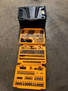 GEARWRENCH 14 in. and 38 in. Drive 90-Tooth Standard and Deep SAEMetric Mechanics Tool Set in 3-Drawer Storage Box (232-Piece) Customer Returns See Pictures