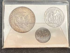 lot 14 image: US COMPLETE CLAD COINAGE OF 1965 3 COIN SET