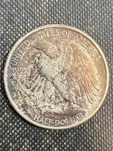 lot 27 image: 1943 US WALKING LIBERTY HALF DOLLAR