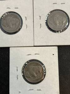 lot 56 image: 3 US BUFFALO NICKELS 1928-S 1929 1929-S