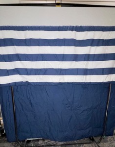 Twin Reversible Blue and White Comforter