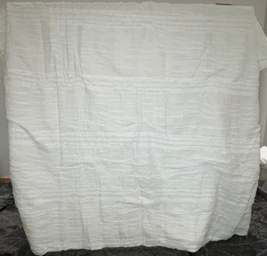 Queen Ruffled White Comforter