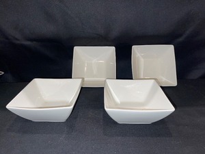 4 White Square Bowls