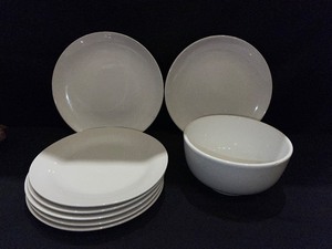 Lot of various sized Plates and Bowl