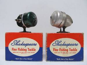 lot 21 image: 2 Vintage Fishing SHAKESPEARE Reels in Original Boxes