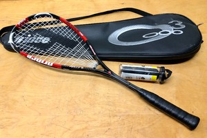 lot 237 image: New or Like-New PRINCE Airstick 140 Squash Racket wCase