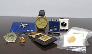 lot 203 image: Lot of Vintage BOEING etc Airline Employee Items & Advertising