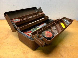 lot 310 image: Old Vintage Tackle Box wTackle
