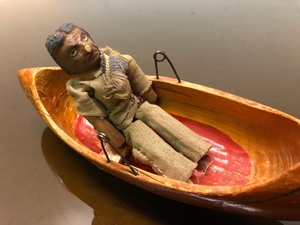 lot 327 image: Orig Antique Early 1900s Native American Figure wCanoe
