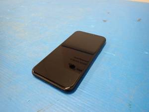 Apple&nbspIphone Xr A1984  64GB of storage  Cellular Carrier Unlocked  Includes charging cable  Includes charging cable  scratches on screen