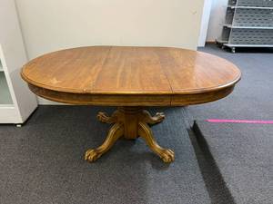 Clawfoot Table