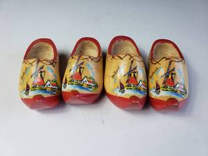 lot 16 image: 2 Pair of Smaller Wooden Clogs