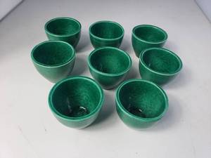 lot 51 image: Lot of 8 Small Ceramic Bowls