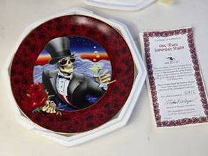 lot 104 image: Grateful Dead Collectible Plate - One More Saturday Night by Mouse, Hamilton Collection