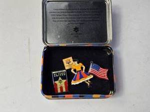 lot 114 image: Olympics and Patriotic Lapel Pins