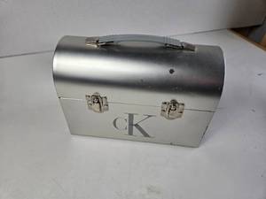 lot 159 image: Calvin Klein Lunchbox