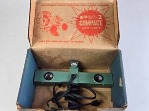 lot 179 image: PM-2 Compact Bar Light